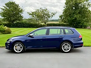 Used 2017 Volkswagen Golf Se Navigation Blue - Interior and Exterior details 4