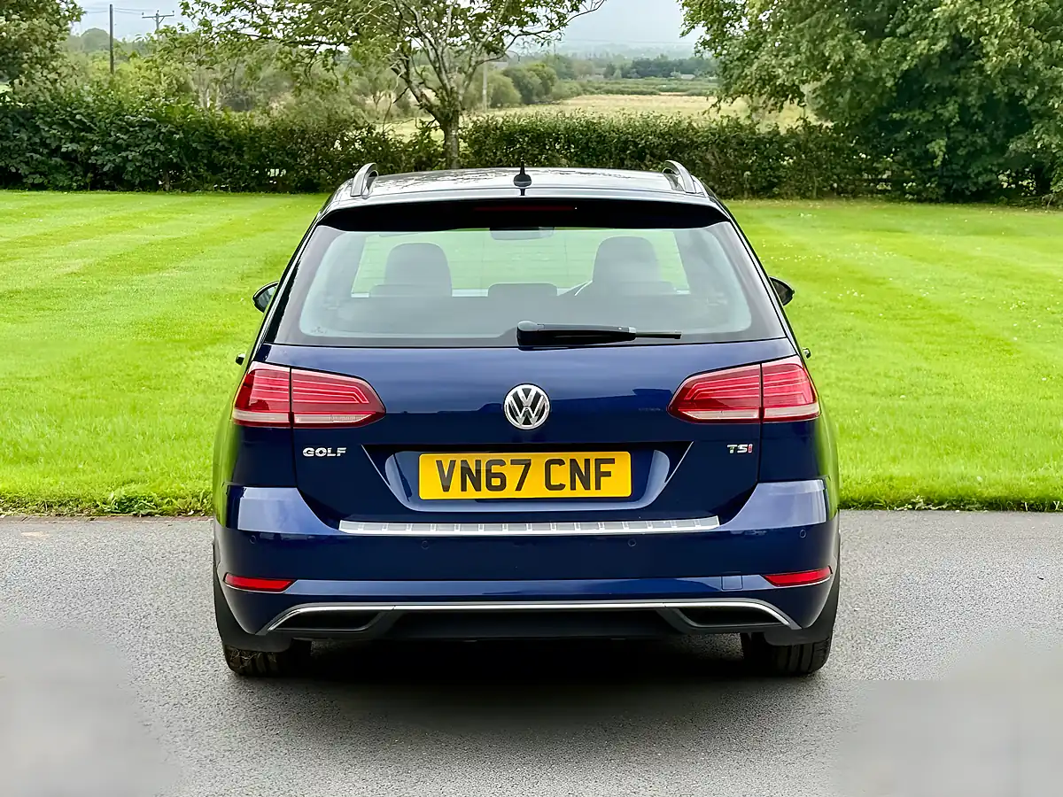 Used 2017 Volkswagen Golf Se Navigation Blue - Interior and Exterior details 7