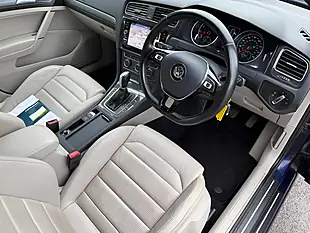 Used 2017 Volkswagen Golf Se Navigation Blue - Interior and Exterior details 9