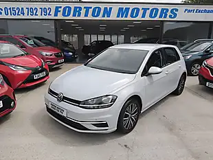 Used 2017 Volkswagen Golf Se Navigation Silver - Interior and Exterior details 10
