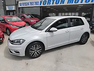Used 2017 Volkswagen Golf Se Navigation Silver - Interior and Exterior details 11