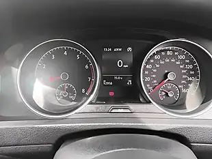 Used 2017 Volkswagen Golf Se Navigation Silver - Interior and Exterior details 20