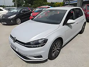 Used 2017 Volkswagen Golf Se Navigation Silver - Interior and Exterior details 4
