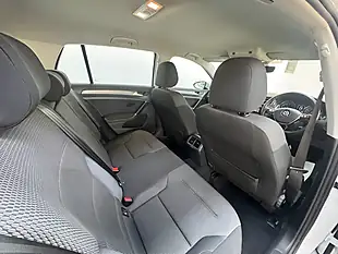 Used 2017 Volkswagen Golf Se Silver - Interior and Exterior details 12