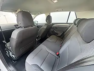 Used 2017 Volkswagen Golf Se Silver - Interior and Exterior details 16