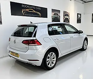 Used 2017 Volkswagen Golf Se Silver - Interior and Exterior details 19