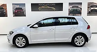 Used 2017 Volkswagen Golf Se Silver - Interior and Exterior details 3