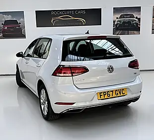 Used 2017 Volkswagen Golf Se Silver - Interior and Exterior details 4