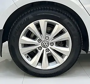 Used 2017 Volkswagen Golf Se Silver - Interior and Exterior details 8