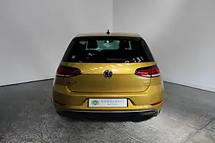 Used 2017 Volkswagen Golf Se Yellow - Interior and Exterior details 10