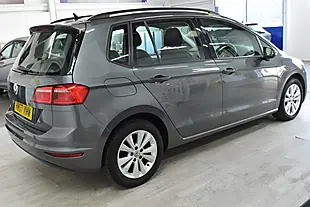 Used 2017 Volkswagen Golf Sv Bluemotion Tech Se Grey - Interior and Exterior details 5