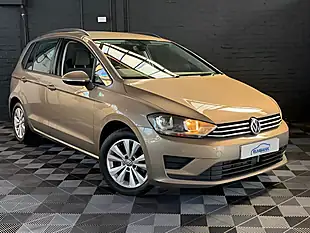 Used 2017 Volkswagen Golf Sv Se Bronze - Interior and Exterior details 10