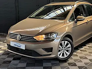 Used 2017 Volkswagen Golf Sv Se Bronze - Interior and Exterior details 2
