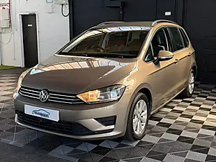 Used 2017 Volkswagen Golf Sv Se Bronze - Interior and Exterior details 7