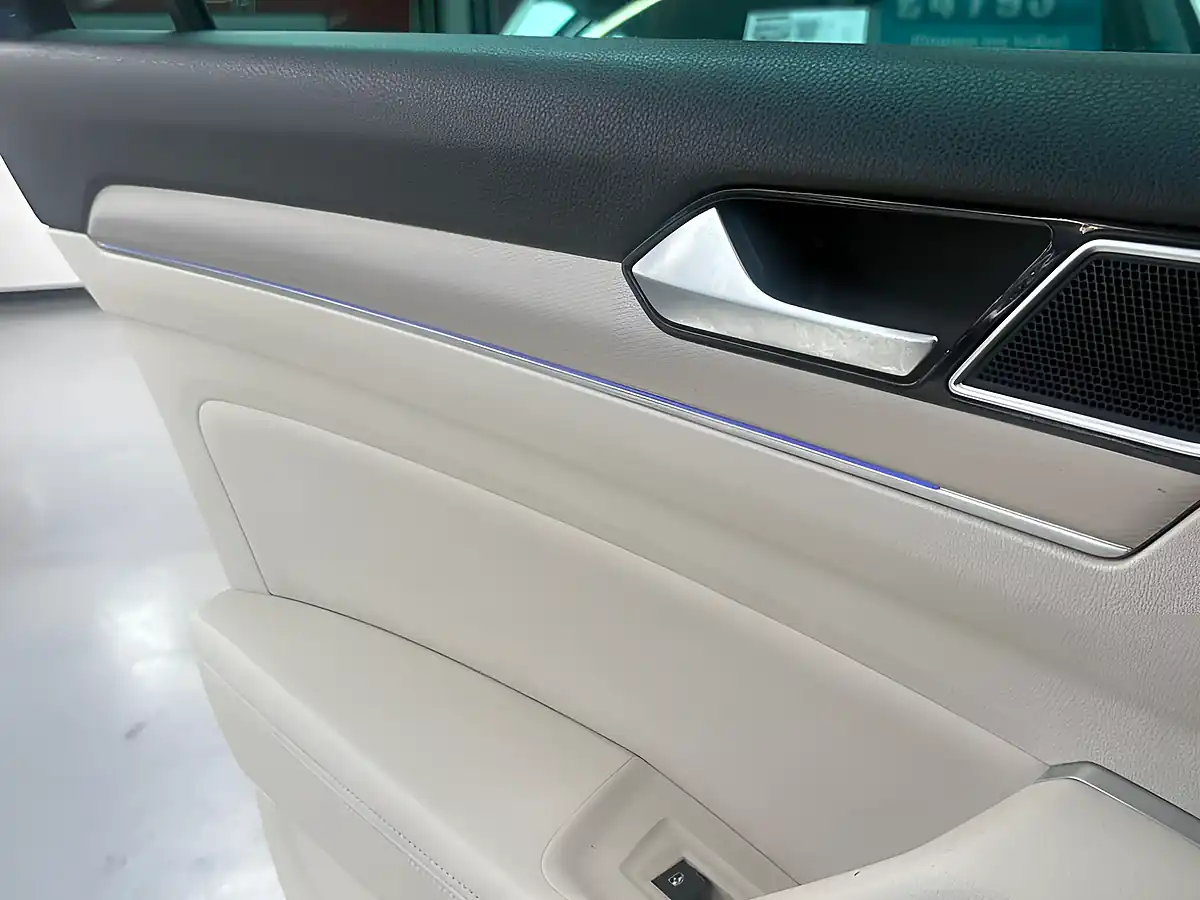 Used 2017 Volkswagen Passat Advance Blue - Interior and Exterior details 18