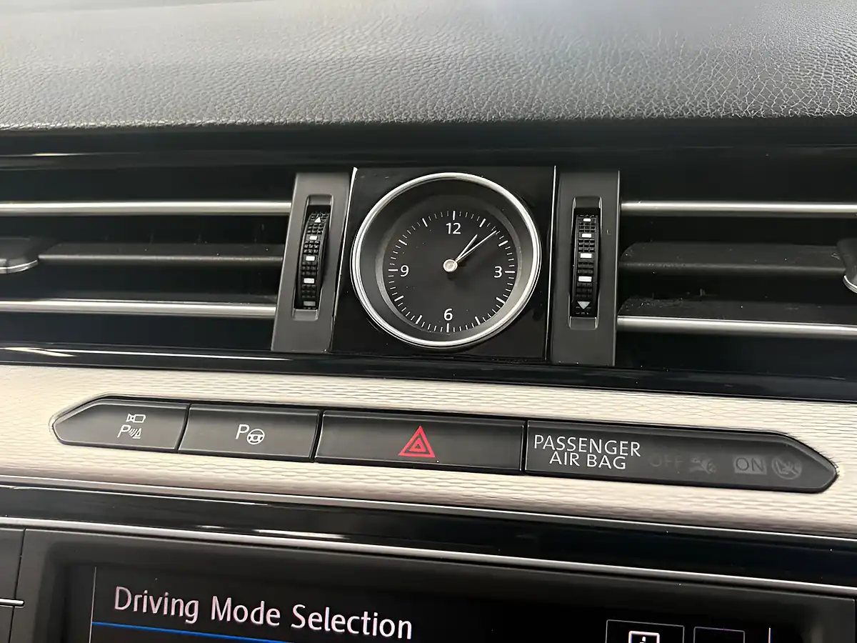 Used 2017 Volkswagen Passat Advance Blue - Interior and Exterior details 20