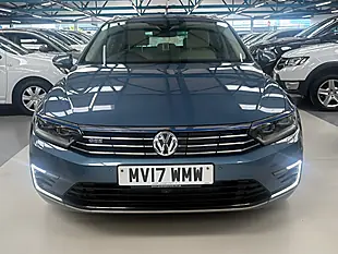 Used 2017 Volkswagen Passat Advance Blue - Interior and Exterior details 5