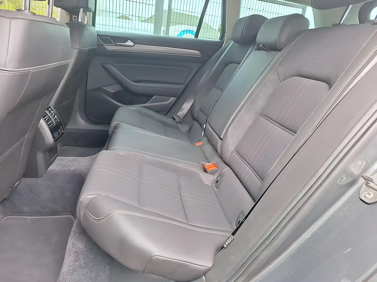 Used 2017 Volkswagen Passat Alltrack Grey - Interior and Exterior details 12