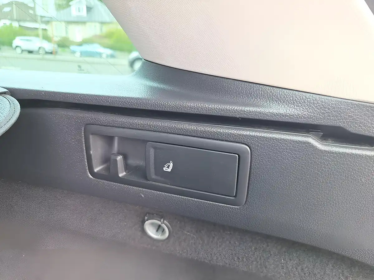 Used 2017 Volkswagen Passat Alltrack Grey - Interior and Exterior details 14