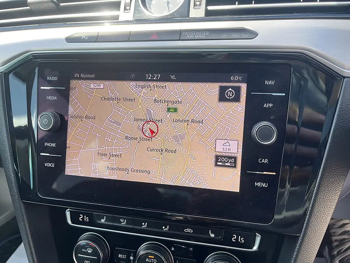 Used 2017 Volkswagen Passat GT Black - Interior and Exterior details 15