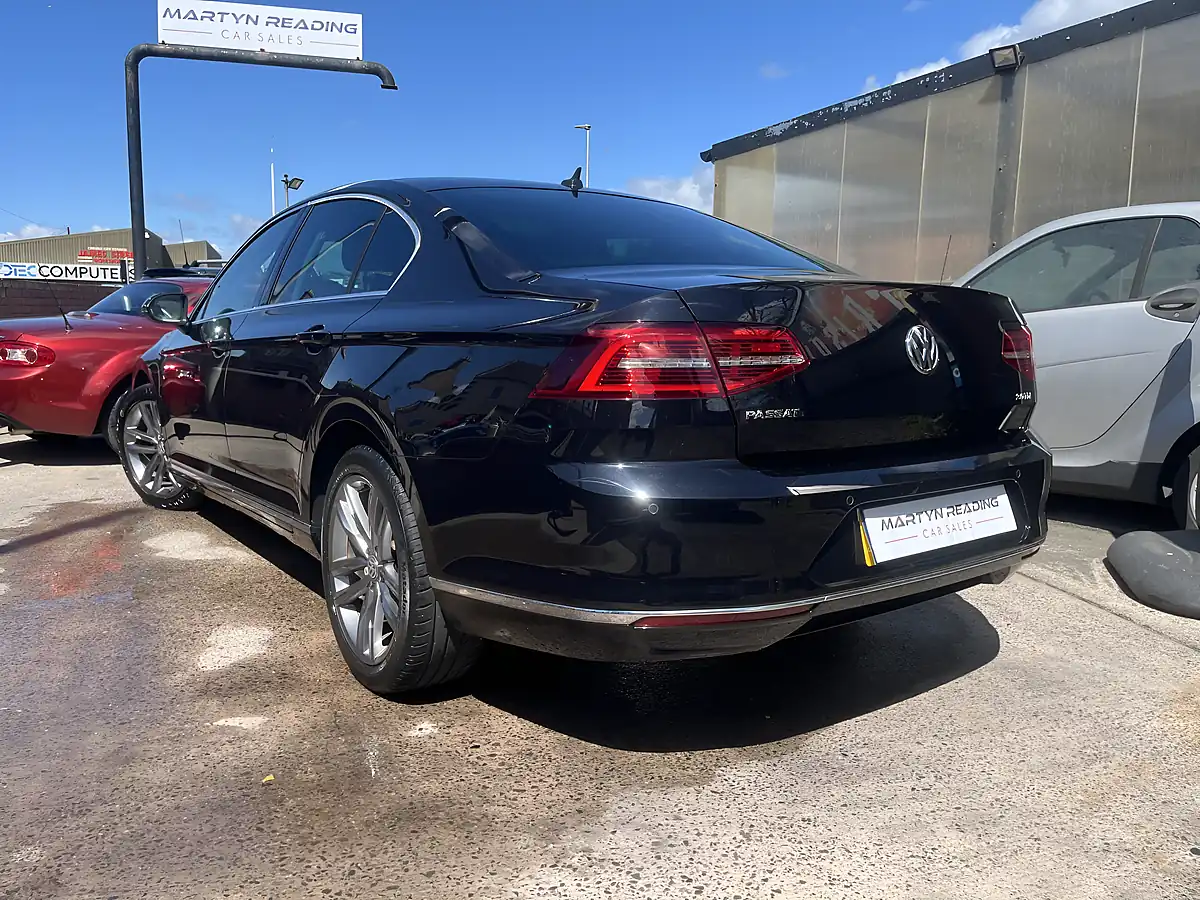 Used 2017 Volkswagen Passat GT Black - Interior and Exterior details 5