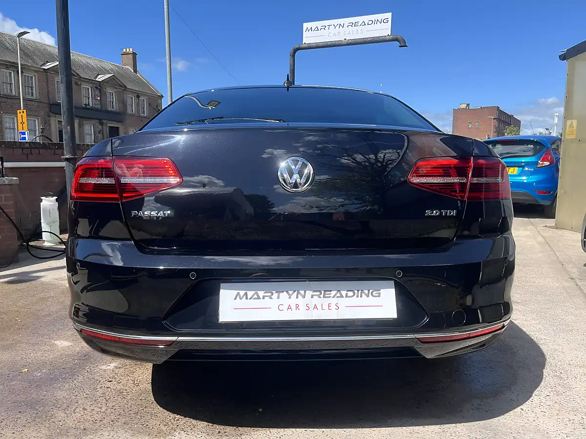 Used 2017 Volkswagen Passat GT Black - Interior and Exterior details 7
