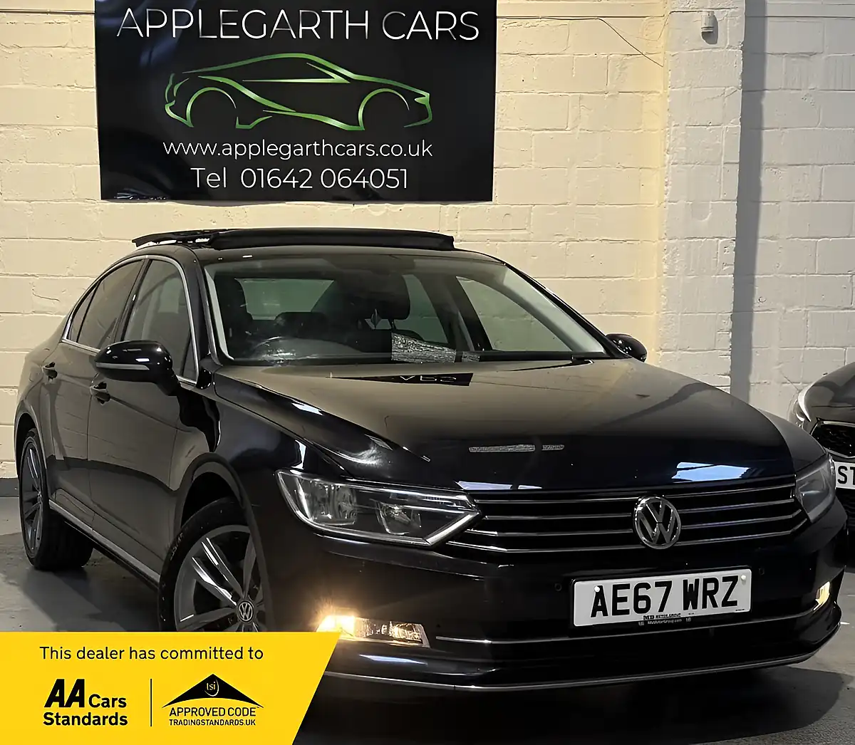 Used 2017 Volkswagen Passat GT Black - Front View