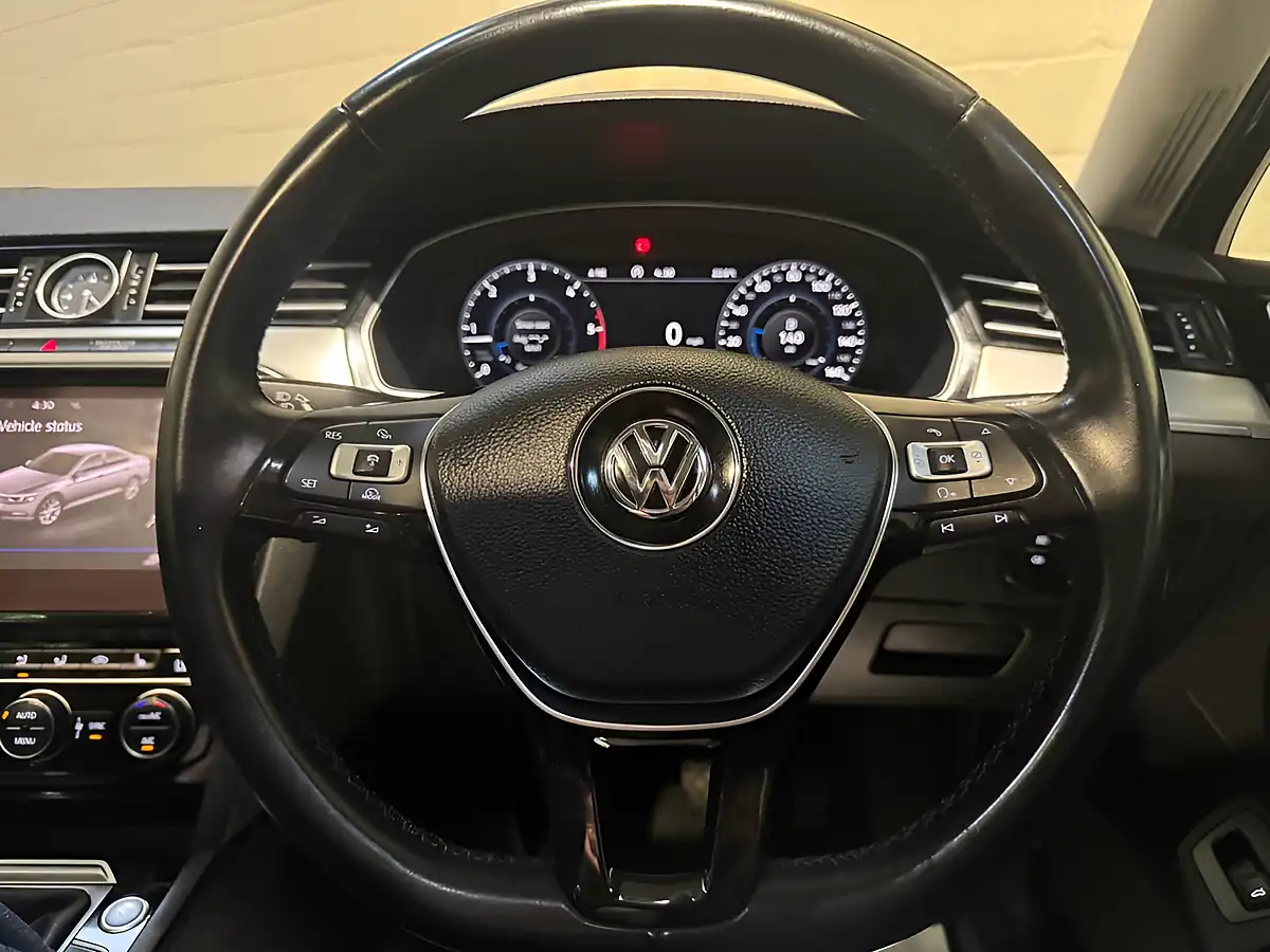 Used 2017 Volkswagen Passat GT Black - Interior and Exterior details 11