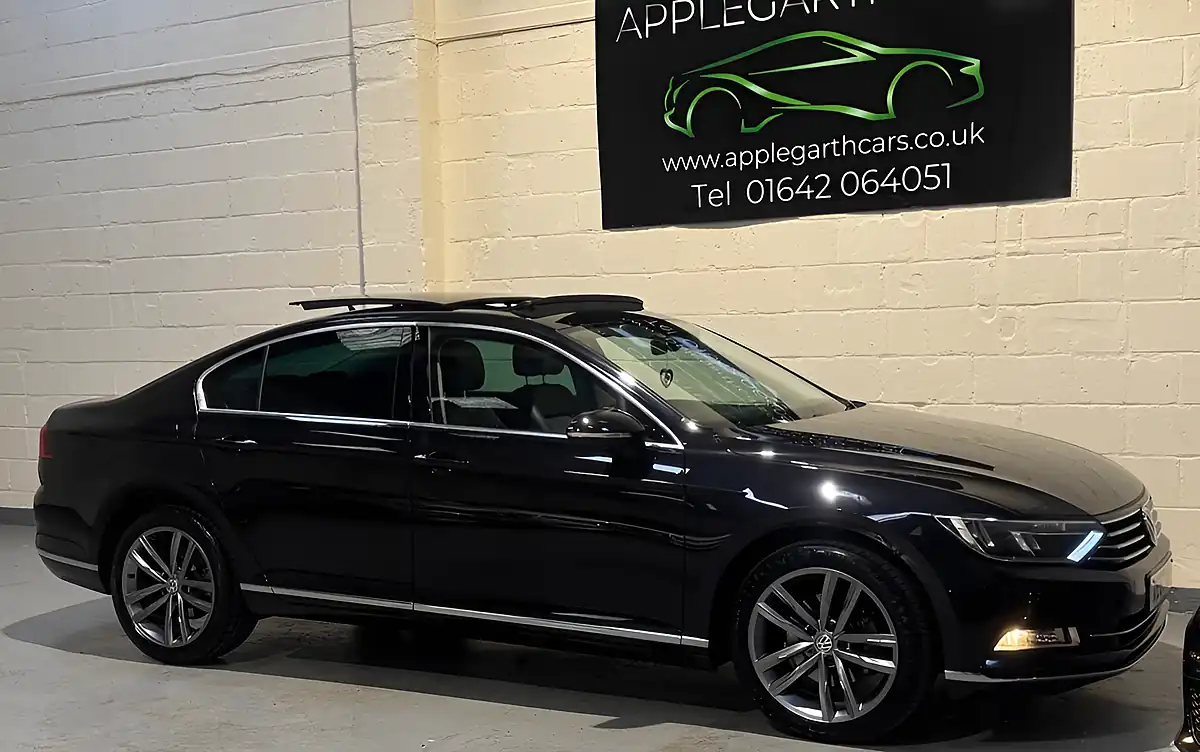 Used 2017 Volkswagen Passat GT Black - Interior and Exterior details 12