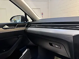 Used 2017 Volkswagen Passat GT Black - Interior and Exterior details 18