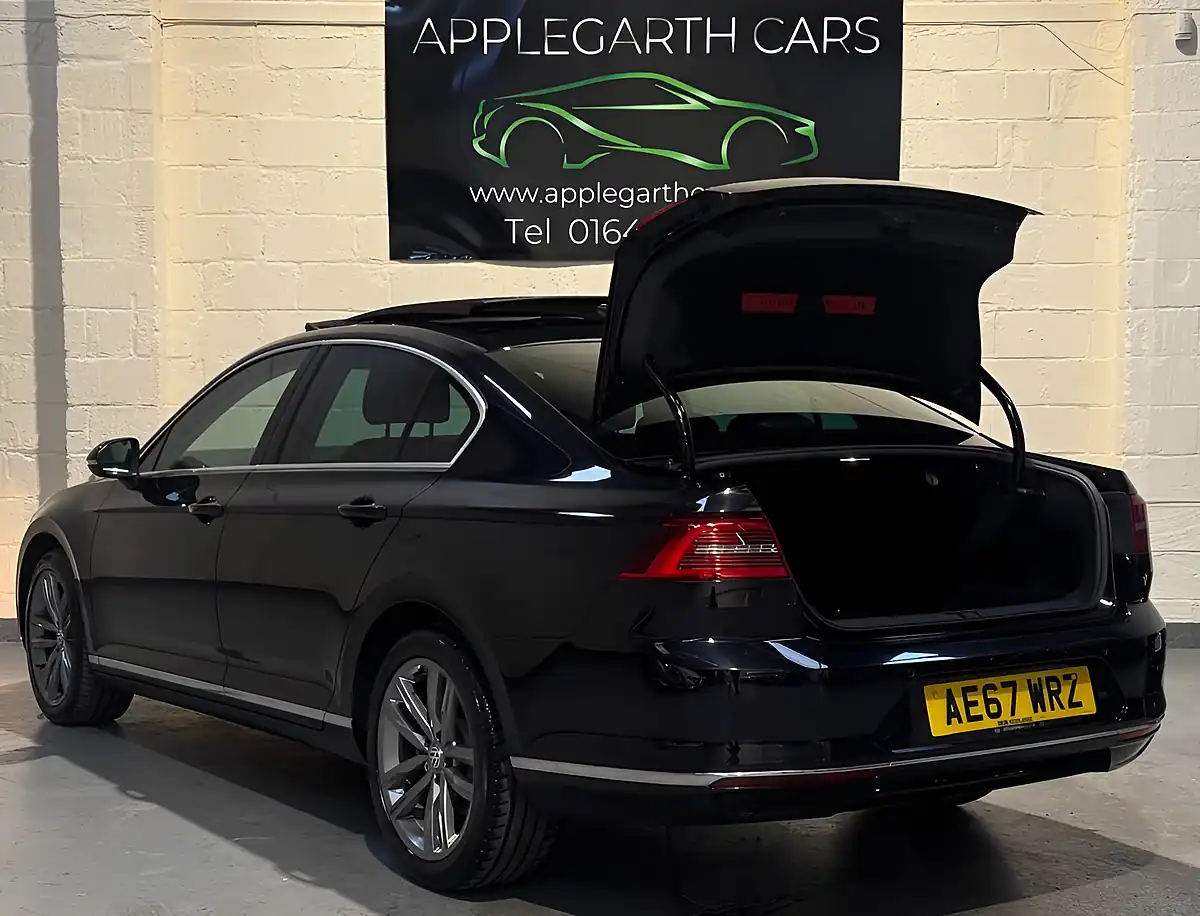 Used 2017 Volkswagen Passat GT Black - Interior and Exterior details 8