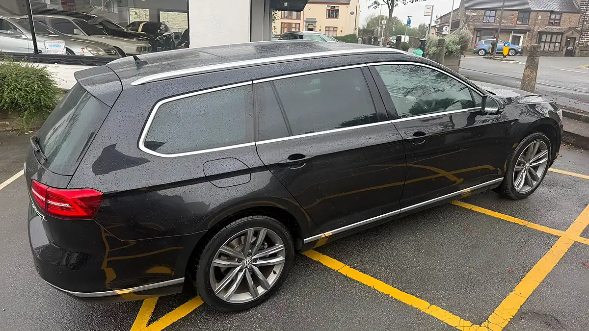 Used 2017 Volkswagen Passat GT Black - Interior and Exterior details 11