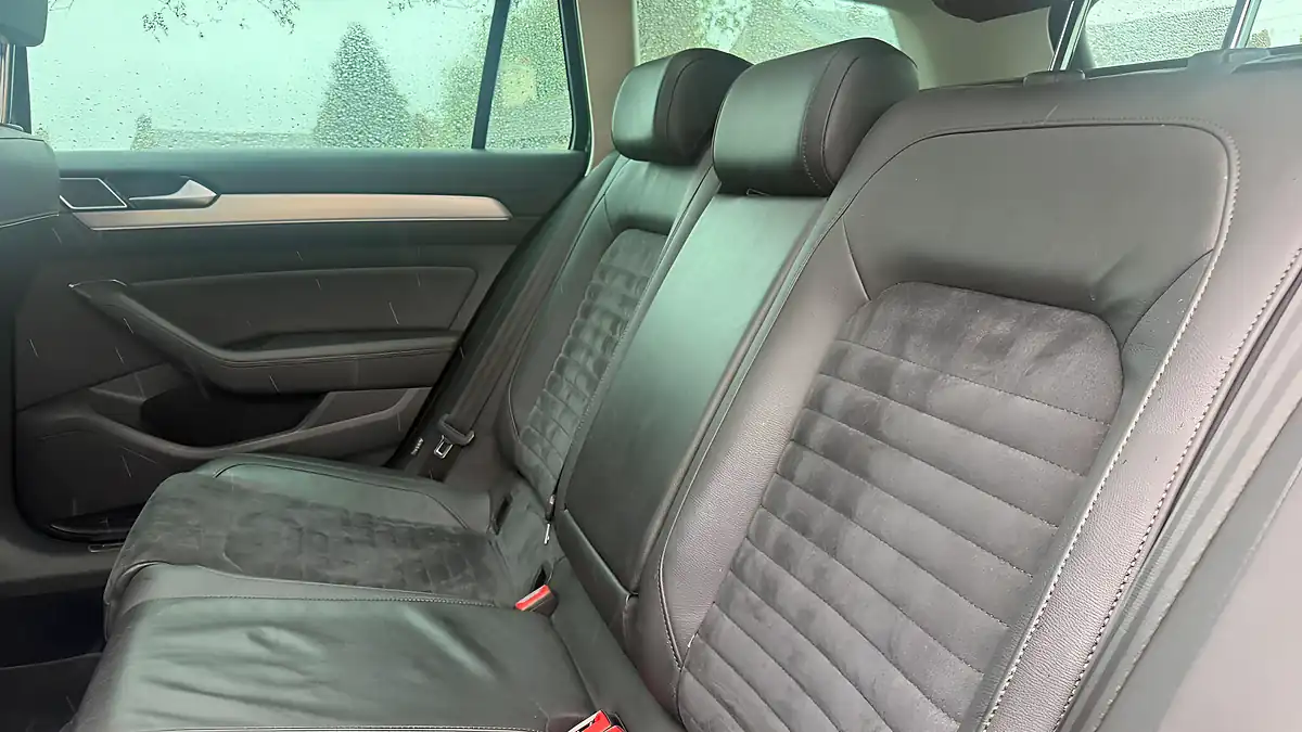 Used 2017 Volkswagen Passat GT Black - Interior and Exterior details 17