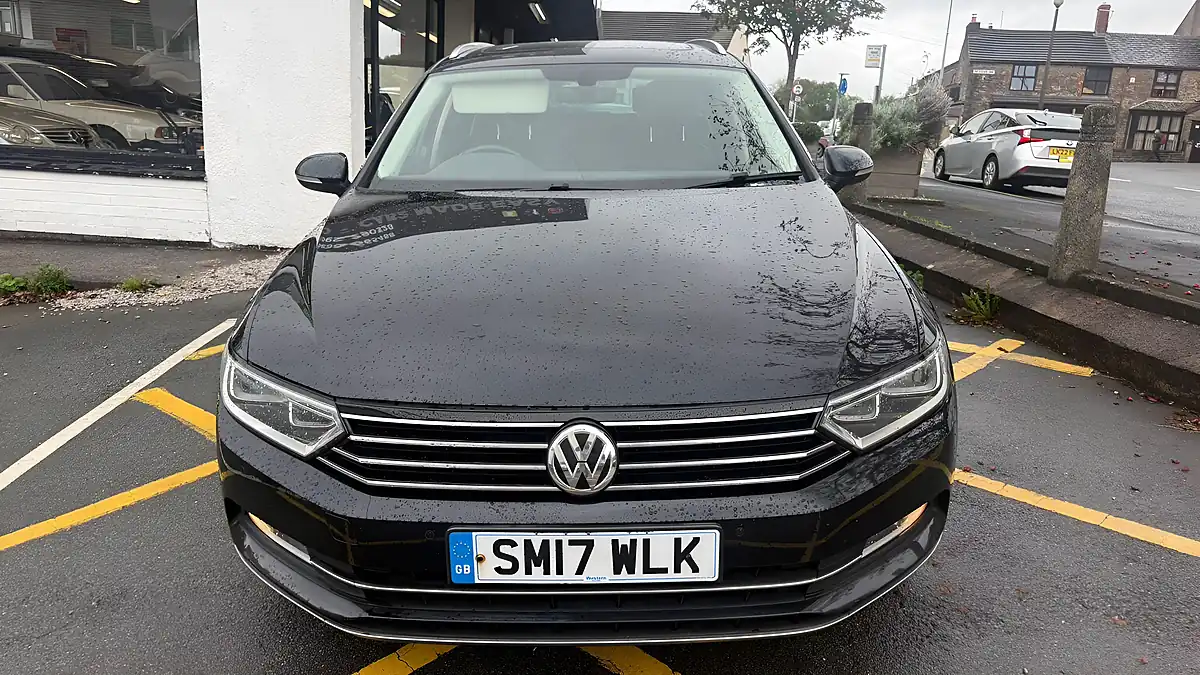 Used 2017 Volkswagen Passat GT Black - Interior and Exterior details 2