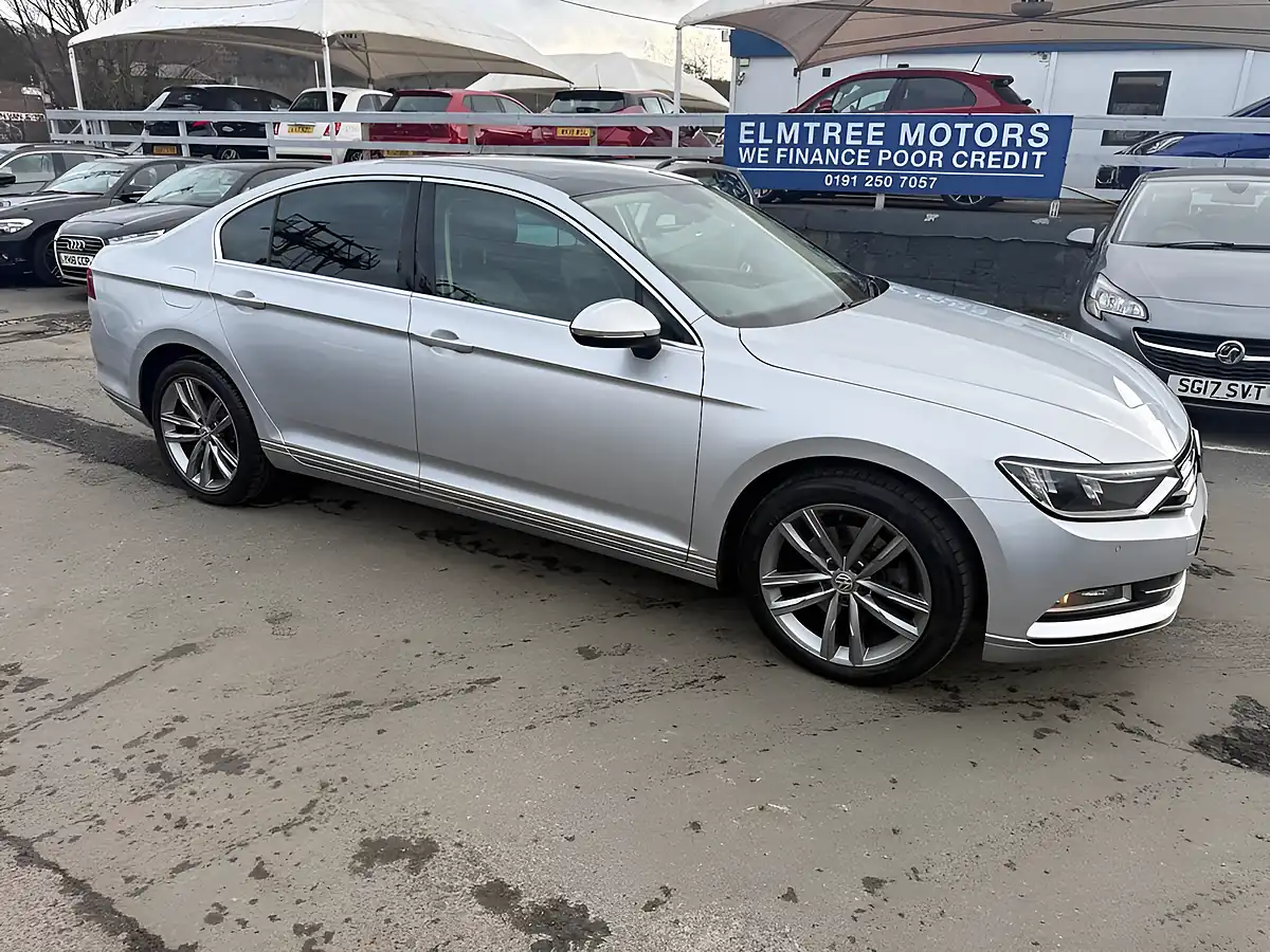 Used 2017 Volkswagen Passat GT Edition Silver - Interior and Exterior details 6