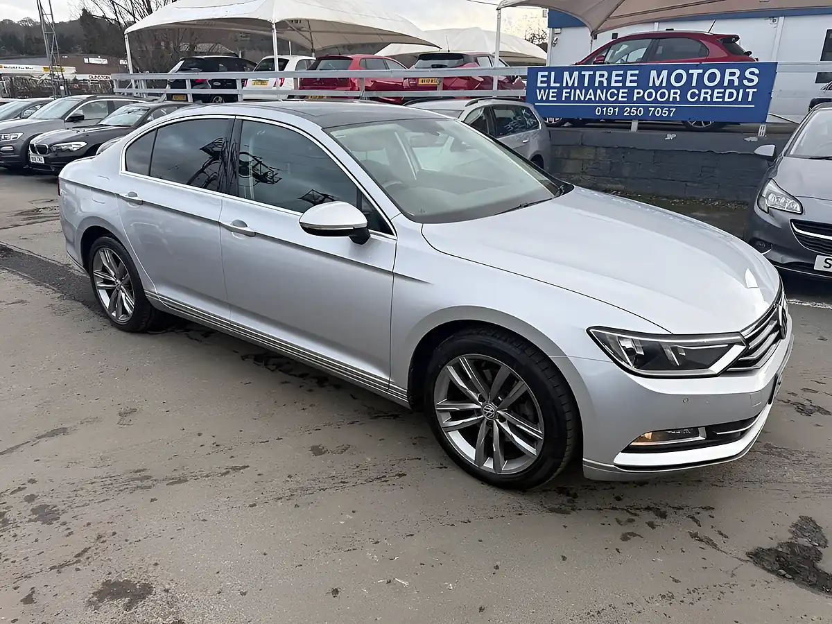 Used 2017 Volkswagen Passat GT Edition Silver - Interior and Exterior details 7