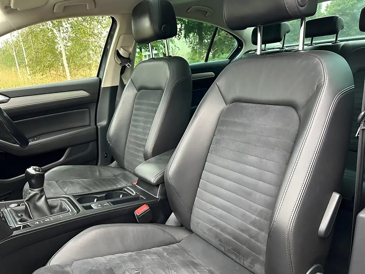 Used 2017 Volkswagen Passat GT Grey - Interior and Exterior details 13