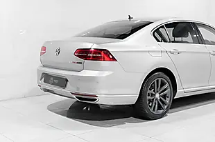 Used 2017 Volkswagen Passat GT Silver - Interior and Exterior details 11