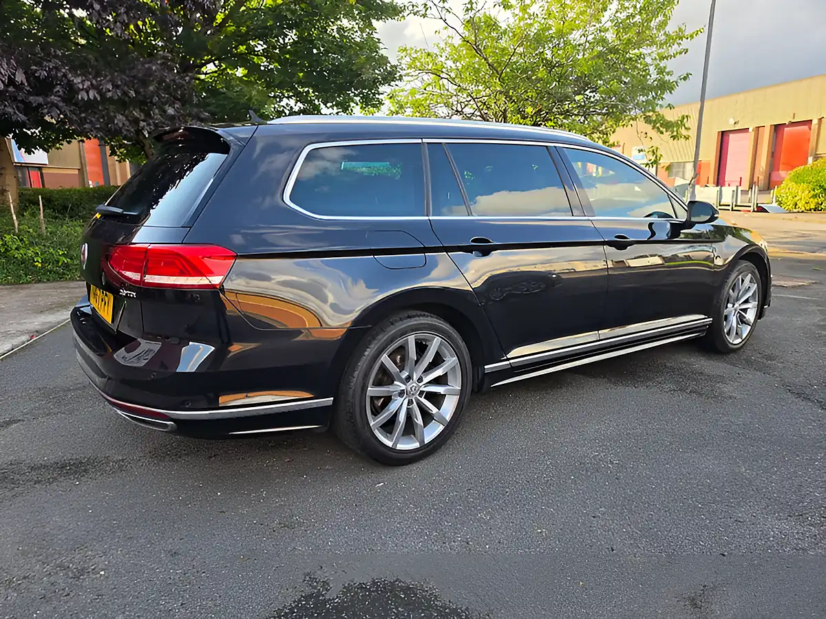 Used 2017 Volkswagen Passat R-Line Black - Interior and Exterior details 15