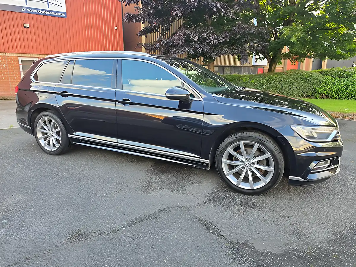 Used 2017 Volkswagen Passat R-Line Black - Interior and Exterior details 16