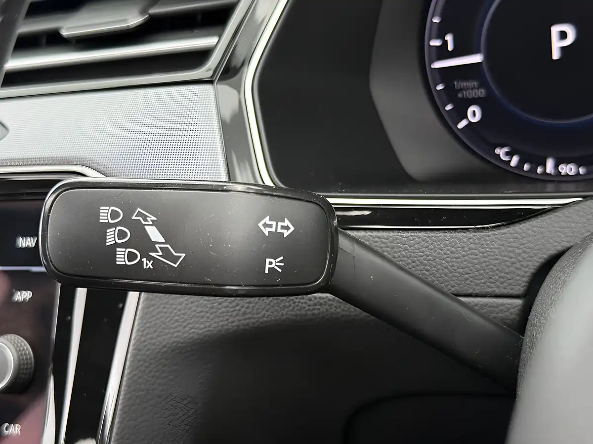 Used 2017 Volkswagen Passat R-Line Black - Interior and Exterior details 13