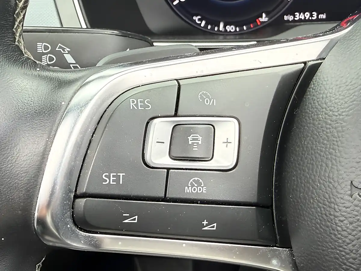 Used 2017 Volkswagen Passat R-Line Black - Interior and Exterior details 14