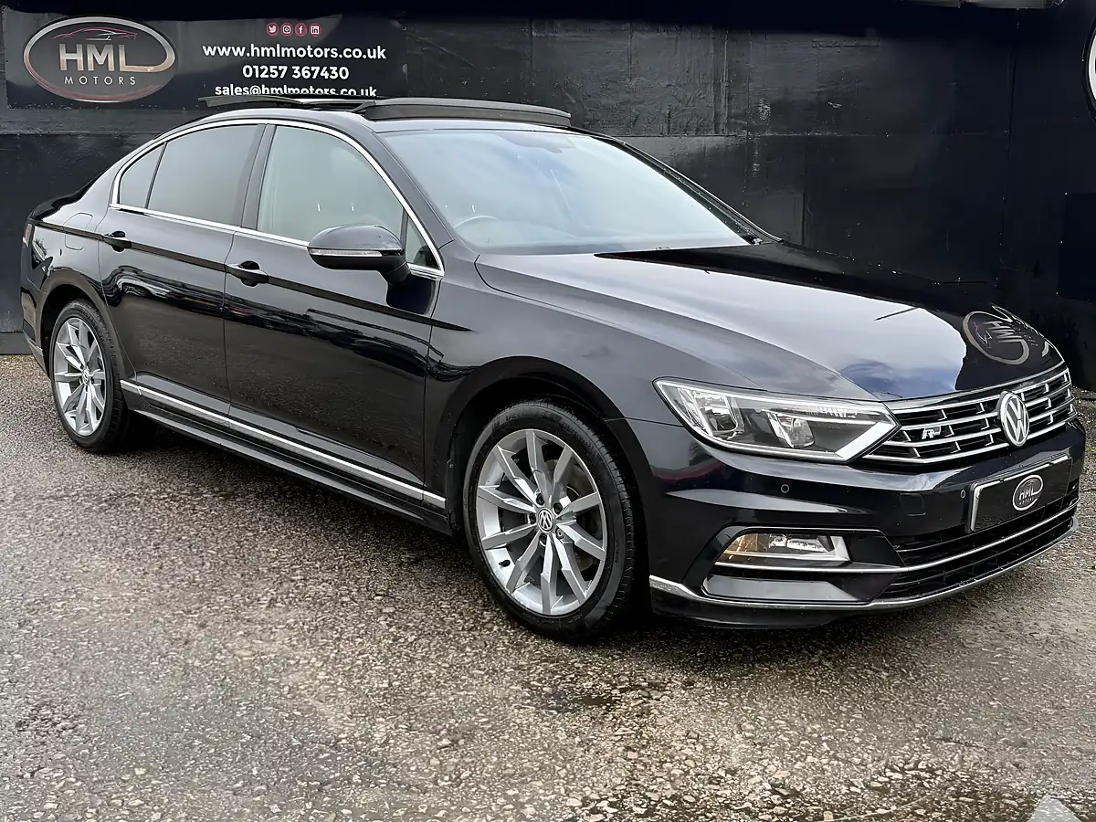Used 2017 Volkswagen Passat R-Line Black - Interior and Exterior details 6