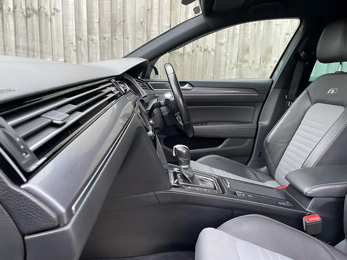 Used 2017 Volkswagen Passat R-Line Grey - Interior and Exterior details 13