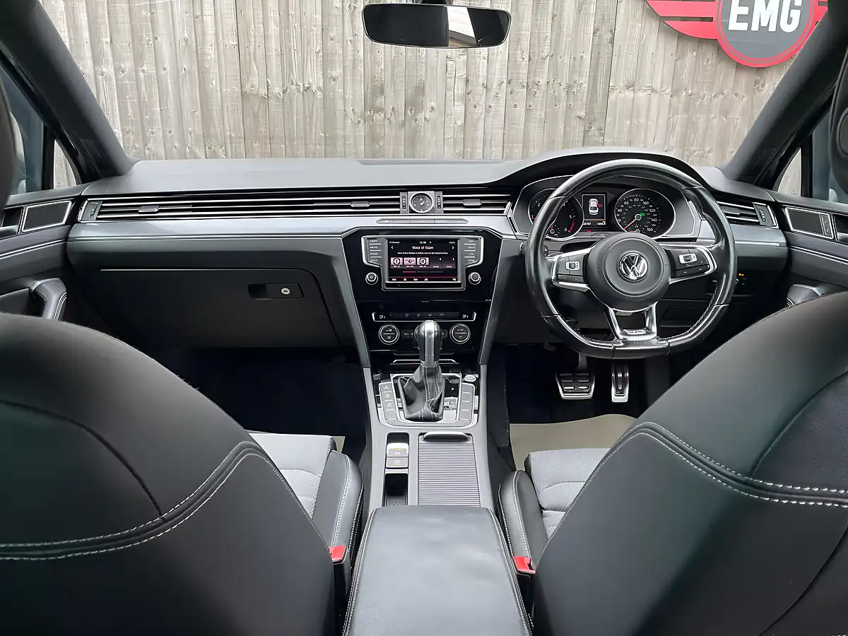 Used 2017 Volkswagen Passat R-Line Grey - Interior and Exterior details 8