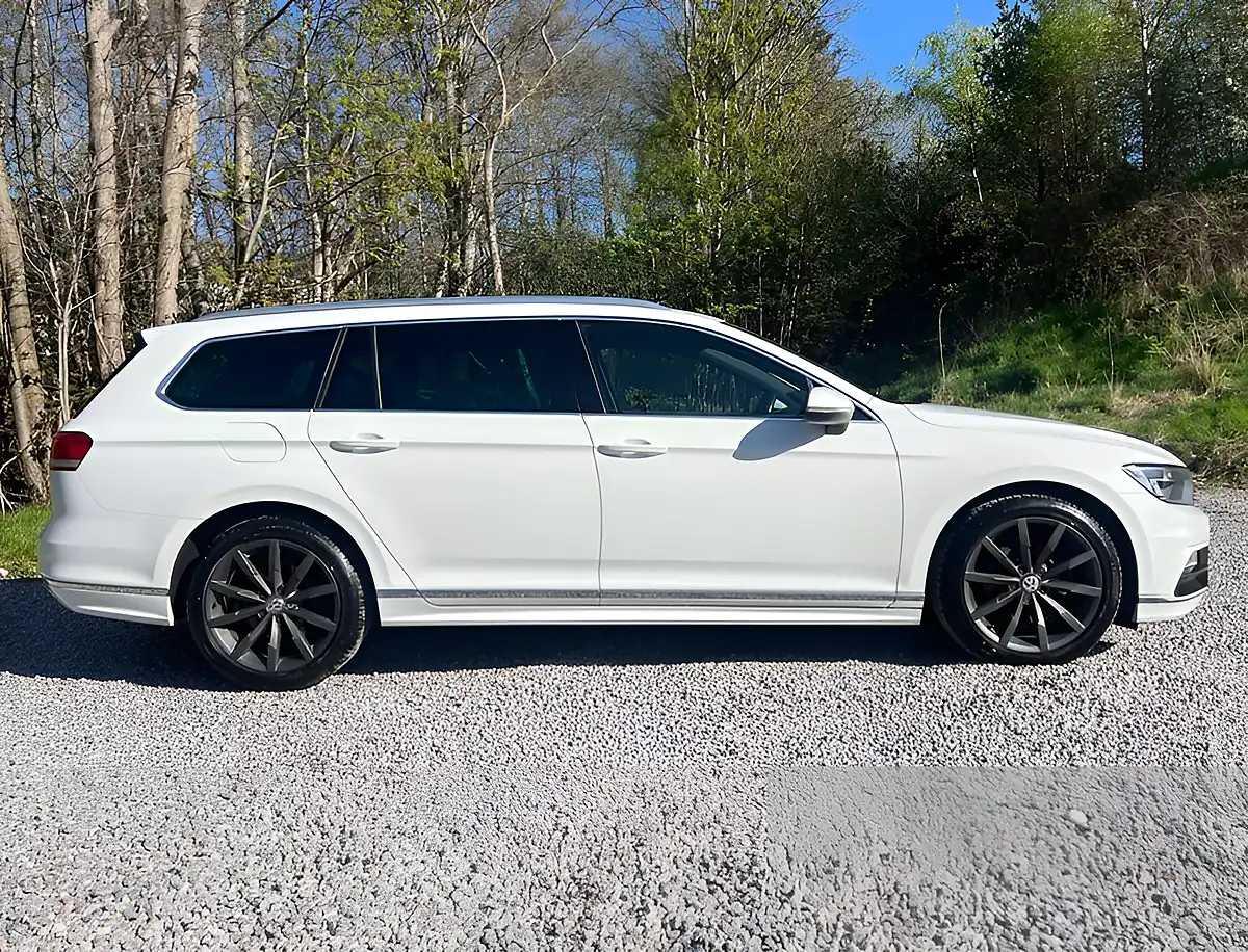 Used 2017 Volkswagen Passat R-Line Pure White - Interior and Exterior details 2