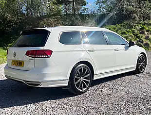 Used 2017 Volkswagen Passat R-Line Pure White - Interior and Exterior details 3