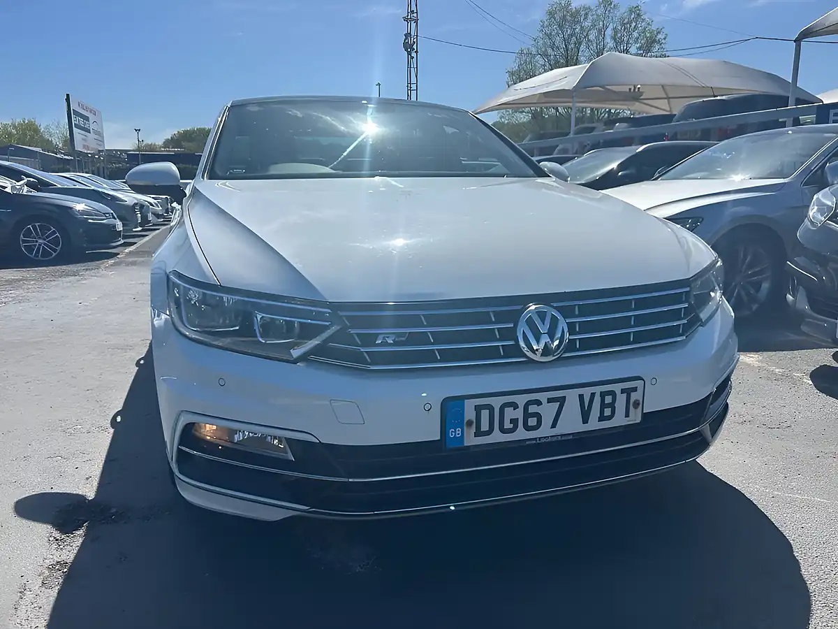 Used 2017 Volkswagen Passat R Line White - Interior and Exterior details 11
