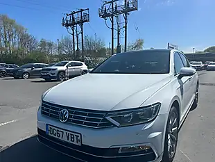 Used 2017 Volkswagen Passat R Line White - Interior and Exterior details 15