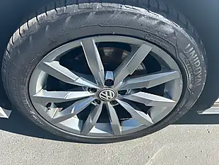 Used 2017 Volkswagen Passat R Line White - Interior and Exterior details 19
